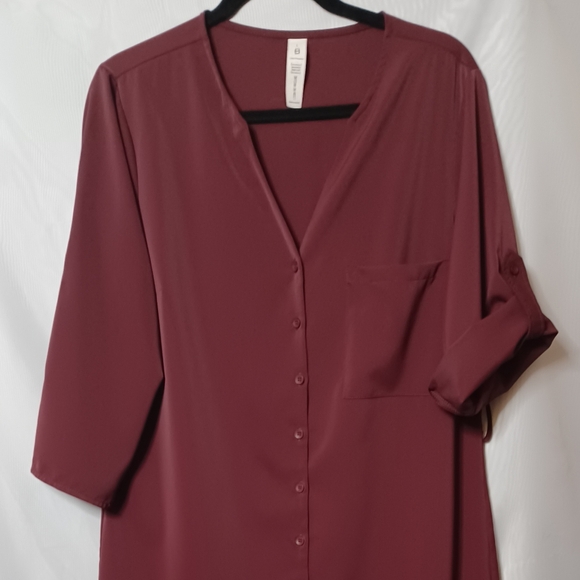 B Women's Burgundy V-Neck Button Front Midi Dress. Size L - Picture 4 of 9